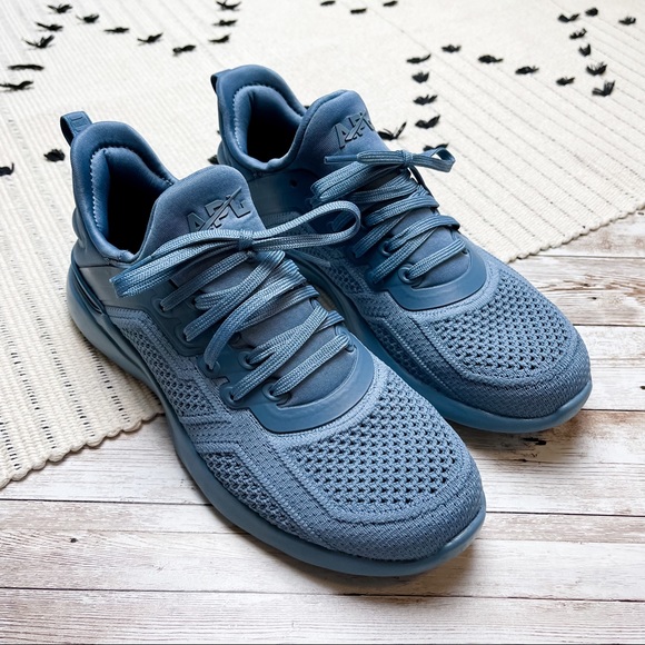 APL Shoes - APL TechLoom Tracer Sneaker Knit Training Shoe Blue Size 7 NWT